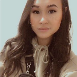 Meet your Posher, Julie